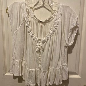 Off shoulder flowy crop top